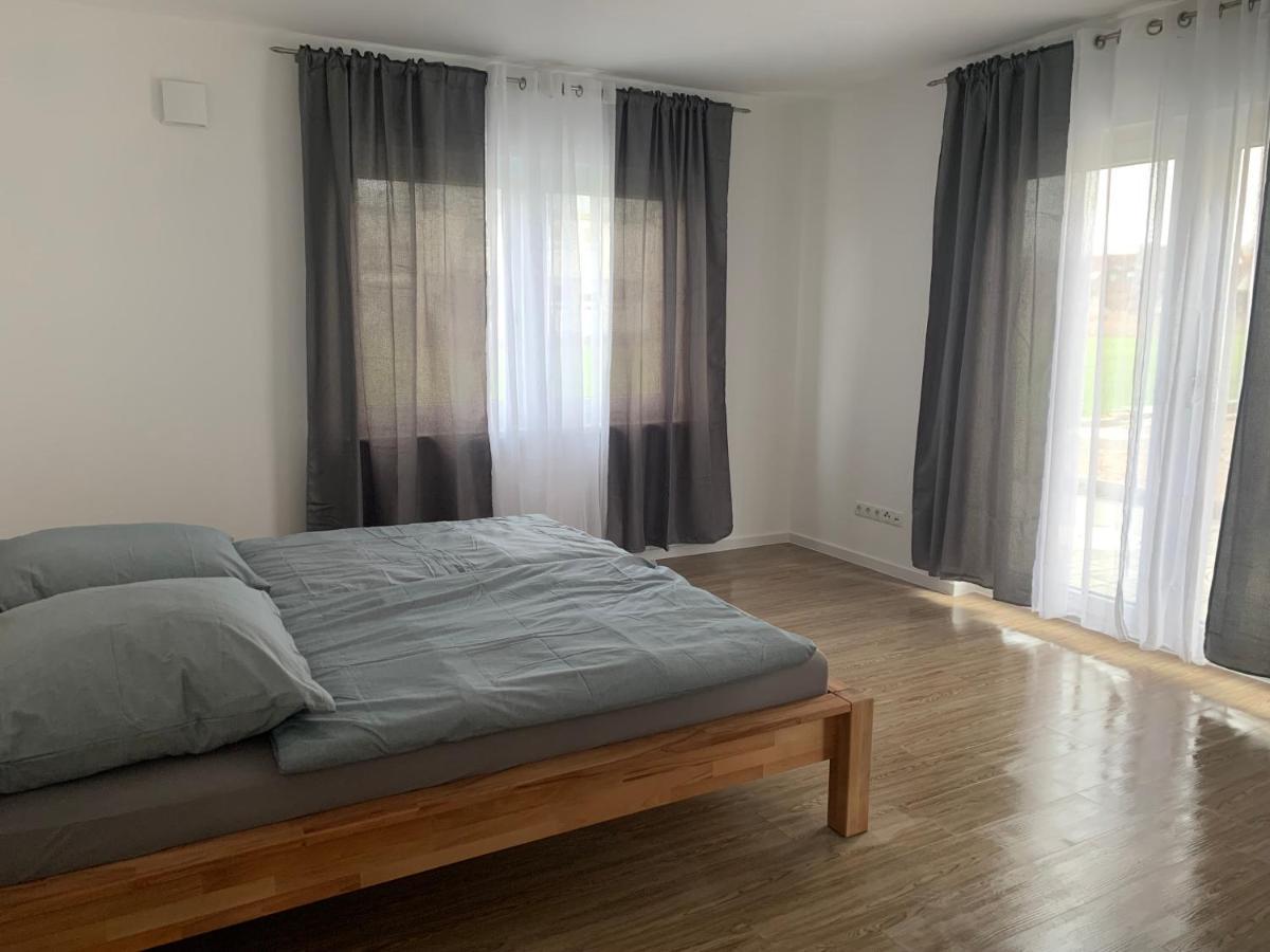 3 Zimmer Ferienwohnung Hanna 히르샤이트 외부 사진