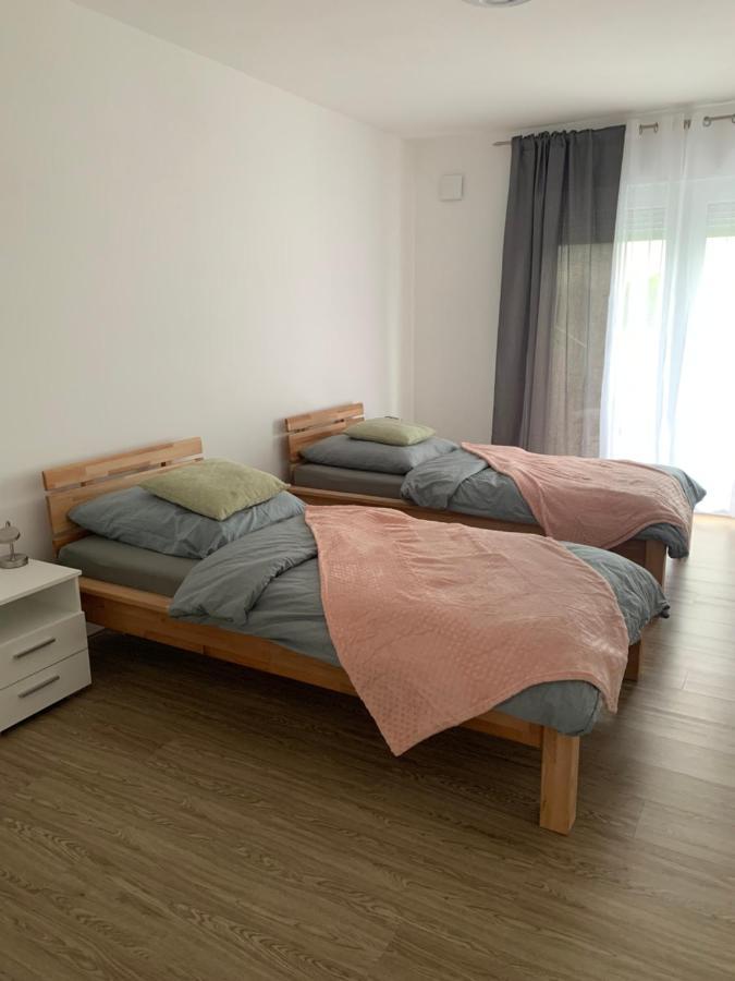 3 Zimmer Ferienwohnung Hanna 히르샤이트 외부 사진